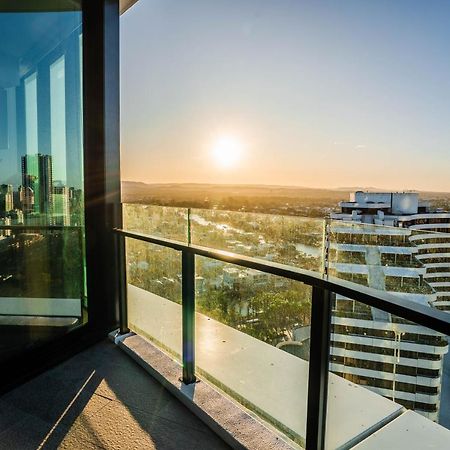 2 Bedroom Luxurious Family Apartment Next To Pacific Fair - Broadbeach Gold Coast Gc22 Exterior foto