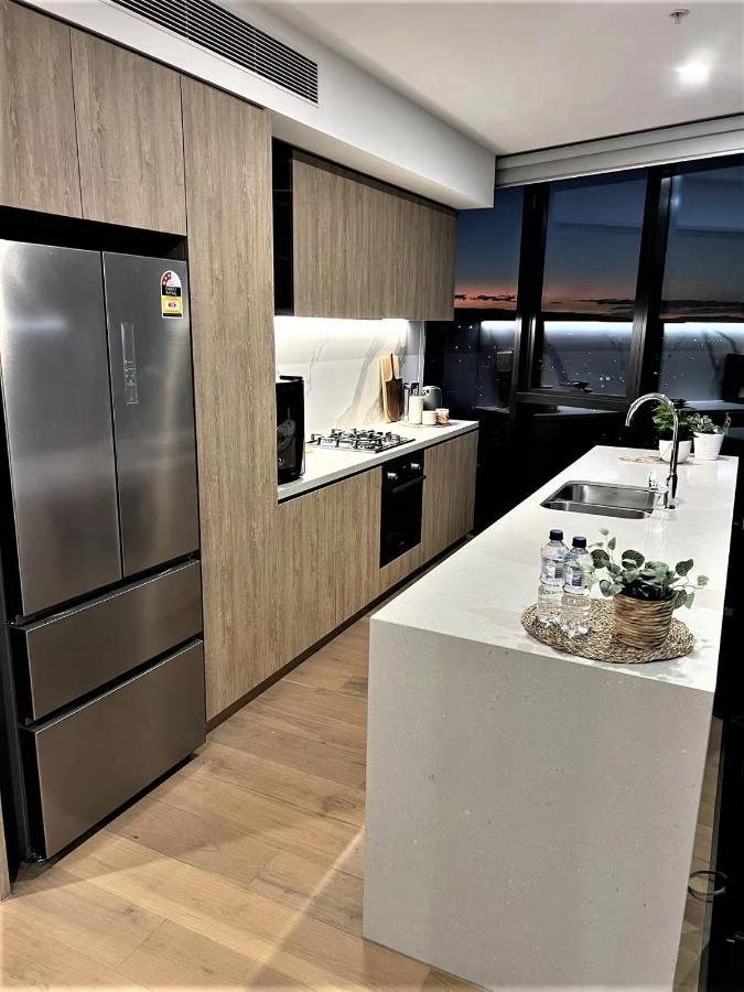 2 Bedroom Luxurious Family Apartment Next To Pacific Fair - Broadbeach Gold Coast Gc22 Exterior foto